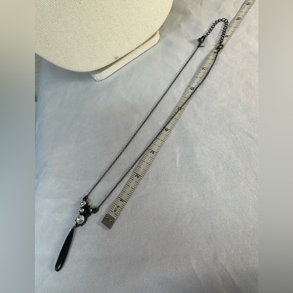 Dainty elegant black chain necklace with rhinestones - Picture 5 of 7